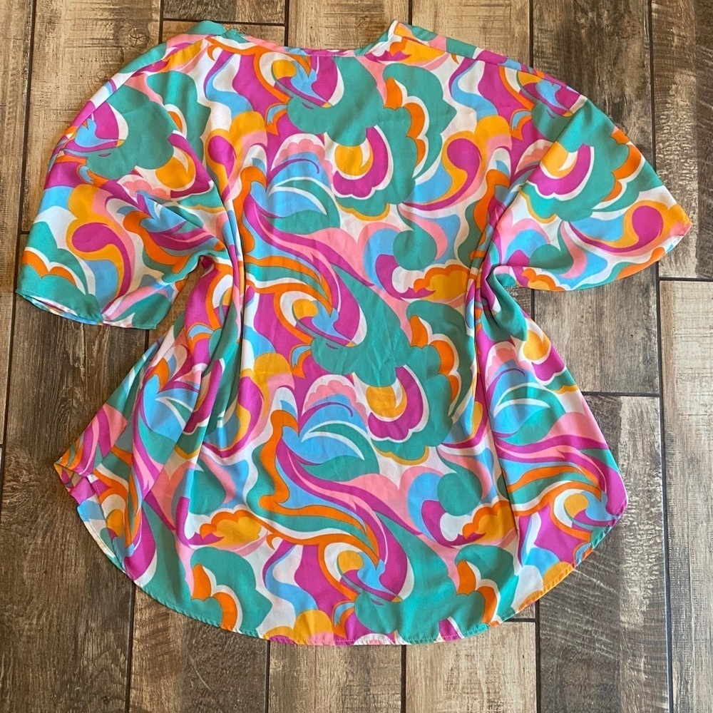 Adrienne Multicolor Abstract blouse - Picture 9 of 9